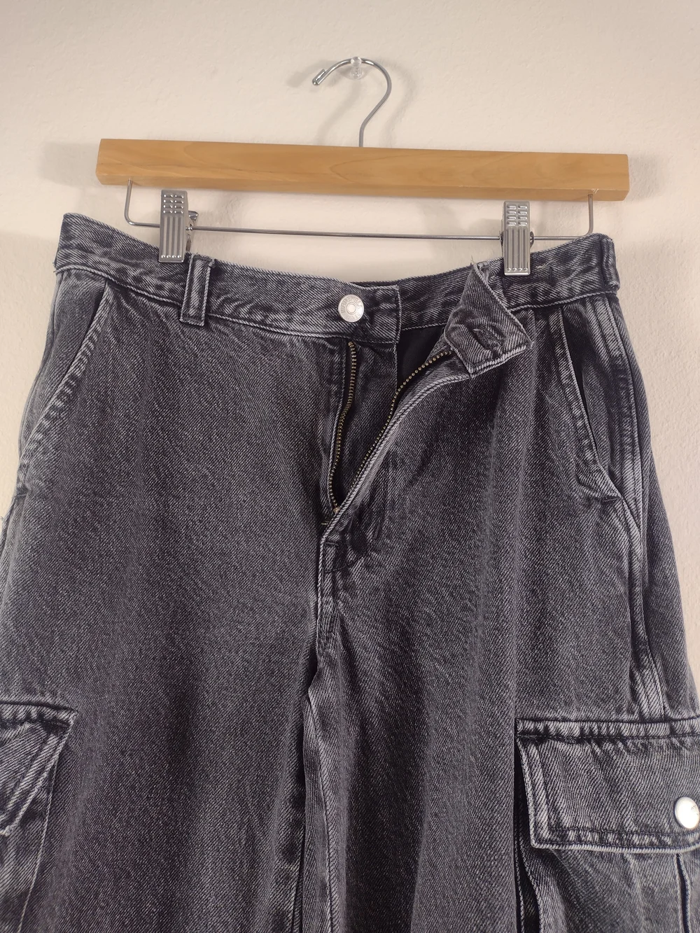 Madewell Washed Black Low Slung Cargo Washed Straight Leg Jeans Size 24